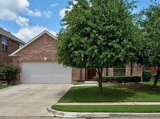 13237 Spinning Glen St, Euless, TX 76040