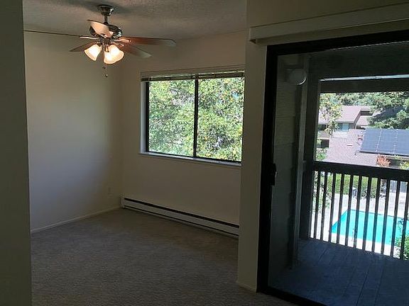 4th image of 938 Clark Ave APT 20