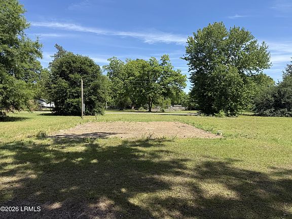 3rd image of 485 Weed Avenue
