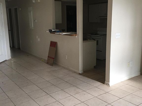 4th image of 5638 Marathon Pkwy