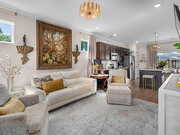 5th image of 544 Feherty Way