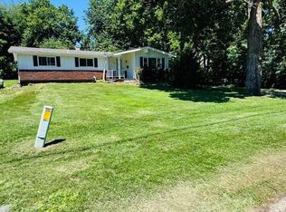 458 N West St, Galesburg, IL 61401