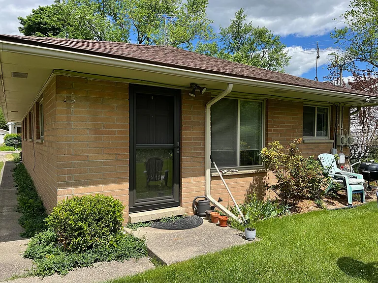 1374 Harpst St #2 — Photo 2