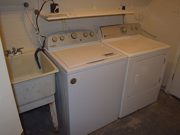 5th image of 1833 Arwell Ct