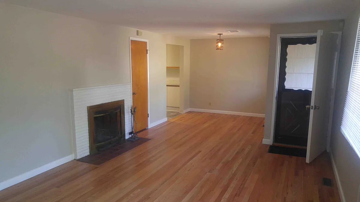 Building Photo - 14807 5th Ave NE