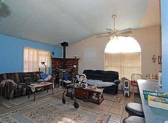 5th image of 13155 Oakwood Dr