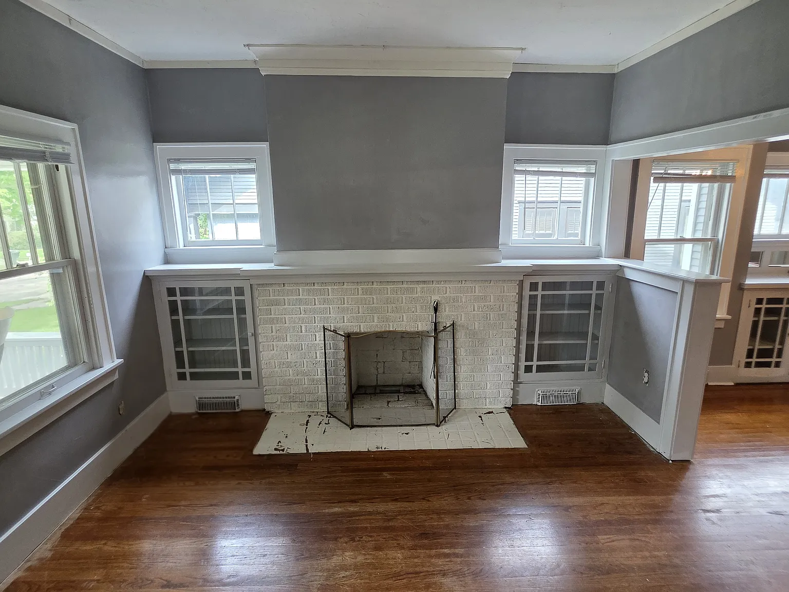 3 bed, 1028 sqft, $1,595 — Photo 3
