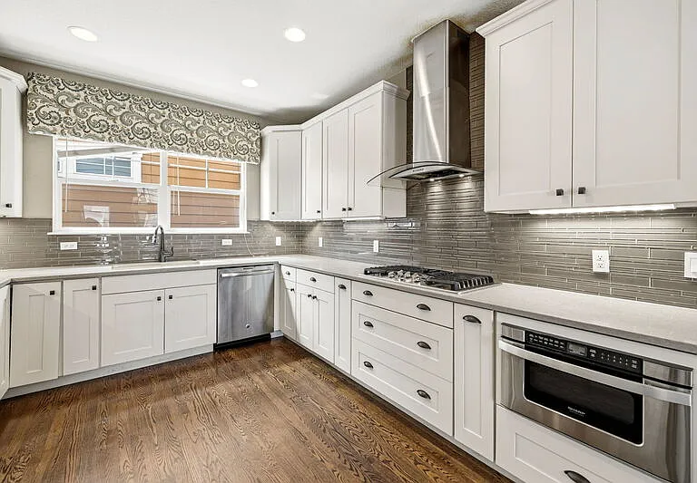 14141 Fairwind Ln — Photo 10