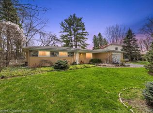 38482 Applewood St, Clinton Township, MI 48036