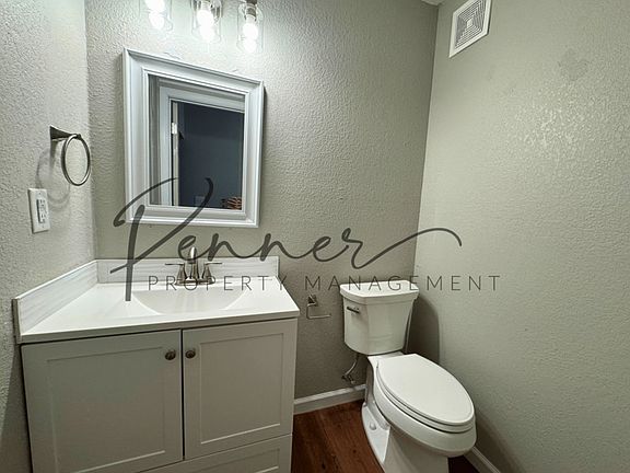 5th image of 3536 NE Independence Ave