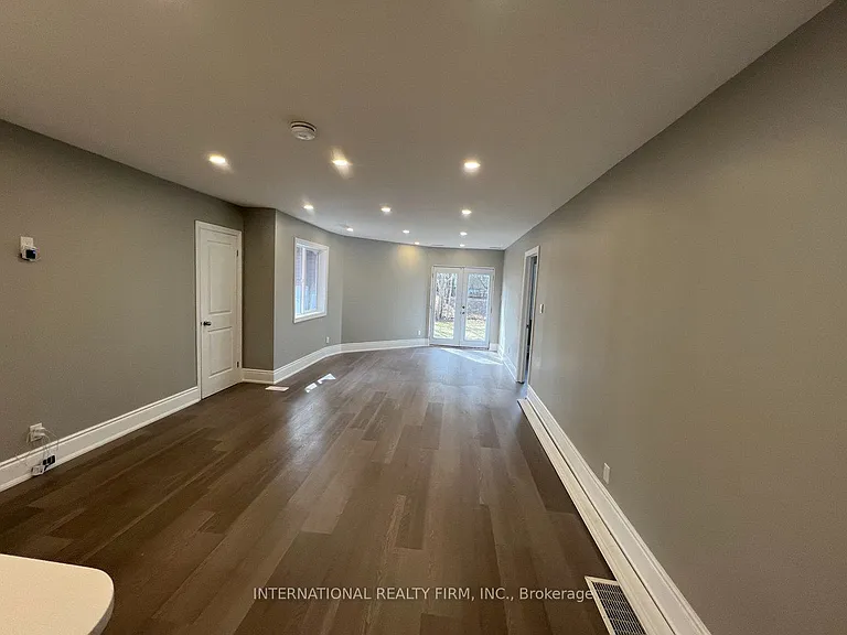 73 Murray Dr #101 — Photo 11