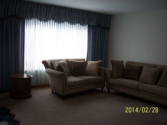 4th image of 11134 Shaw St