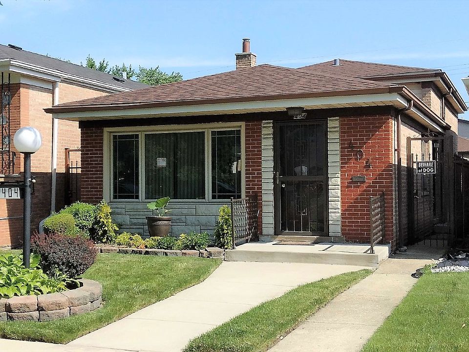 2nd image of 404 E 89th St