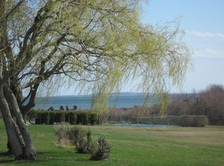 7 Mishaum Point Rd, Dartmouth, MA 02748