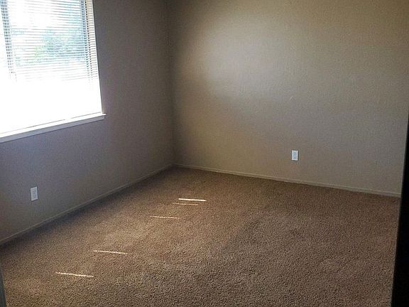 3rd image of 3573 Opal Dr APT 2