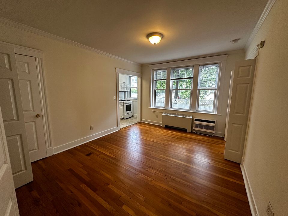 1st image of 1642 Massachusetts Ave #1-06