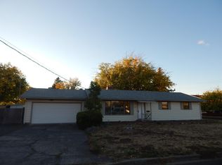 2097 Melody Ln, Medford, OR 97504