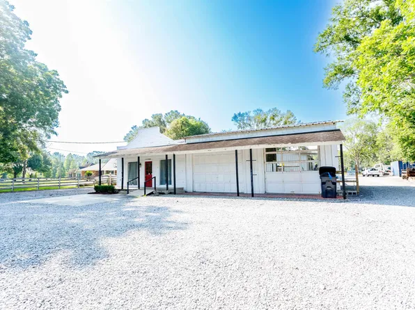46001 Highway 22 St, Saint Amant, LA 70774