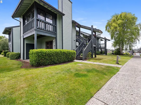 319 NE Skipanon Dr #319, Warrenton, OR 97146