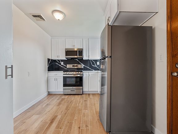 3rd image of 8612 S 12th Ave #3C