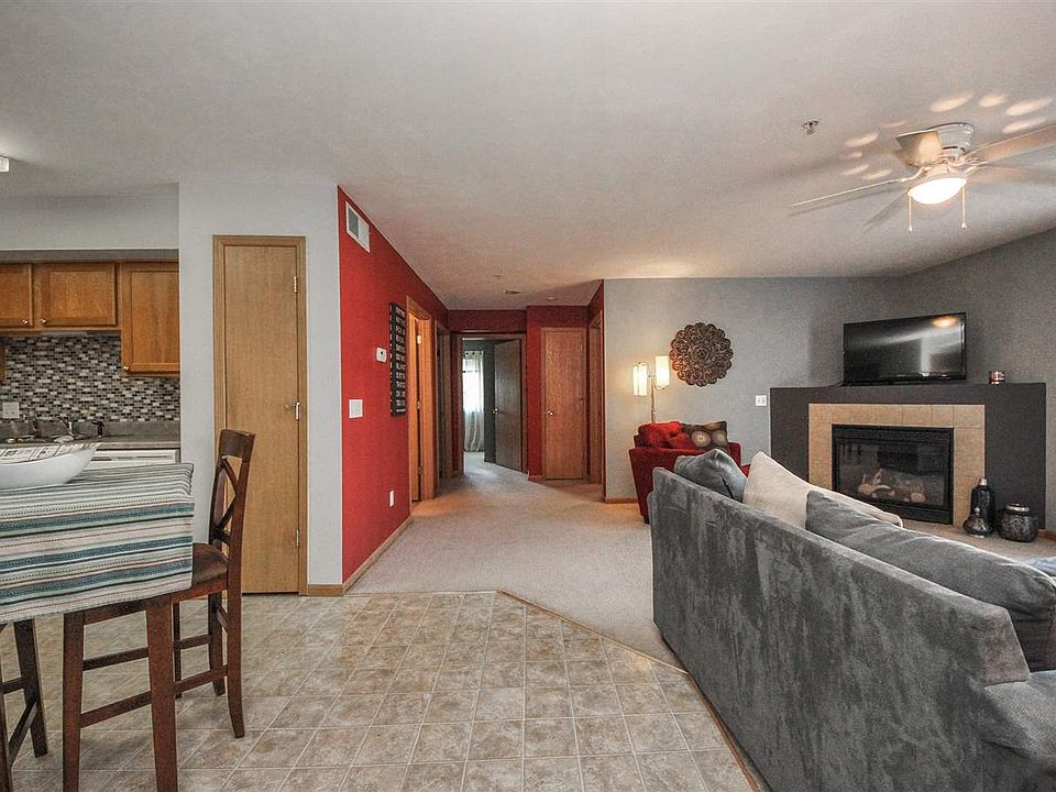 4600 Grand Ave Davenport IA Zillow