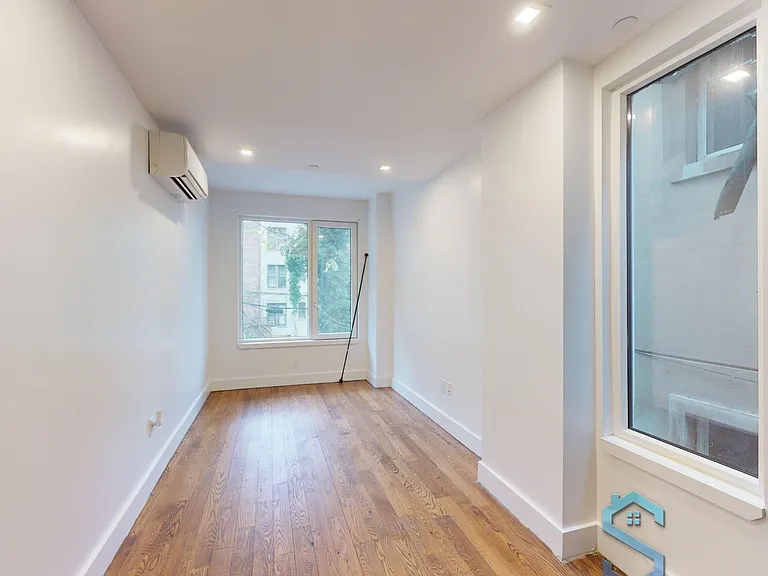 1801 Ocean Ave #3L — Photo 8