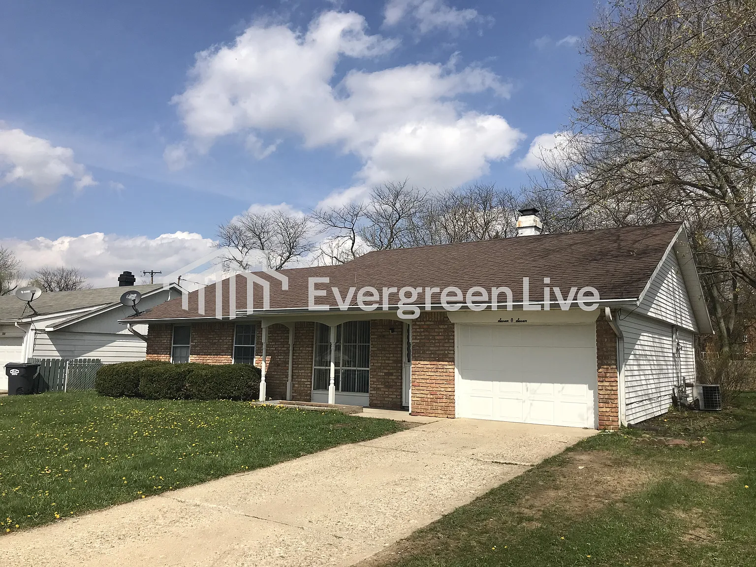 3 bed, 2.0 bath, 1208 sqft, $1,595 — Photo 2