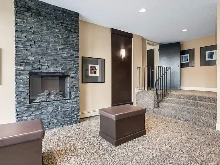 1015 Cameron Ave SW — Photo 47