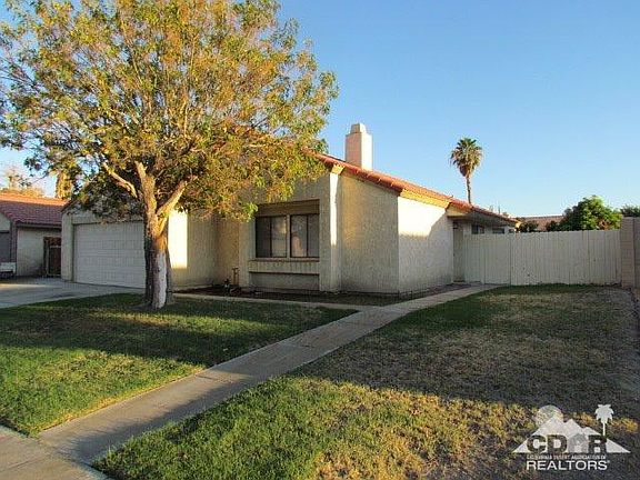 3rd image of 82369 Nancy Dr