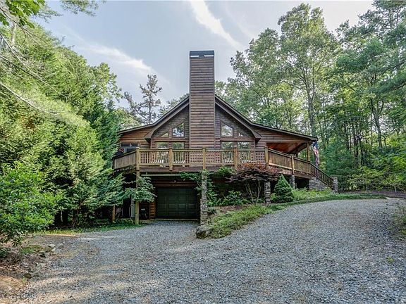 4th image of 100 Waleska Ln