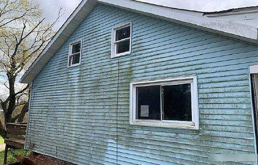2nd image of 121 S Green St
