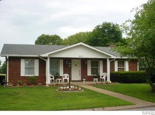 6533 Madena Dr, Glen Carbon, IL