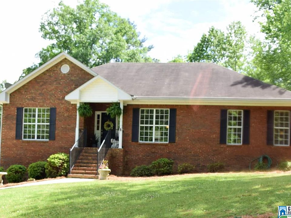 1st image of 4620 Woodfield Ln