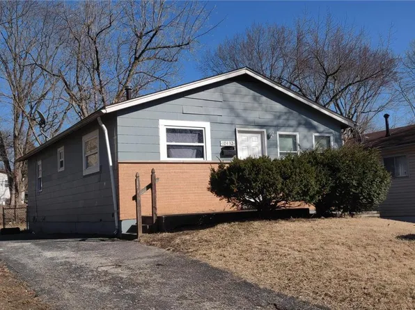 10432 Count Dr, Saint Louis, MO 63136