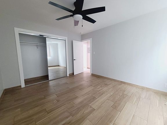 5th image of 14921 Vanowen St #6