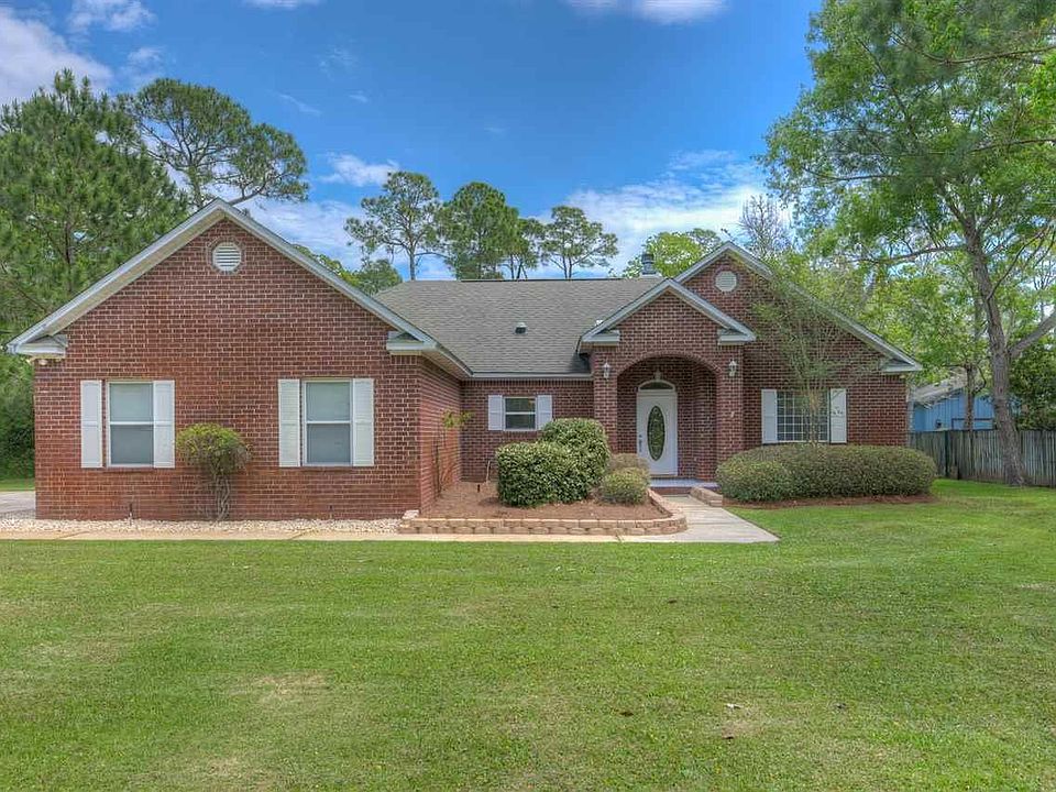 1st image of 1010 Woodlore Cir
