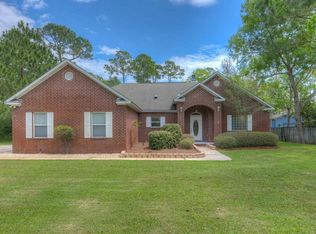 1010 Woodlore Cir, Gulf Breeze, FL 32563