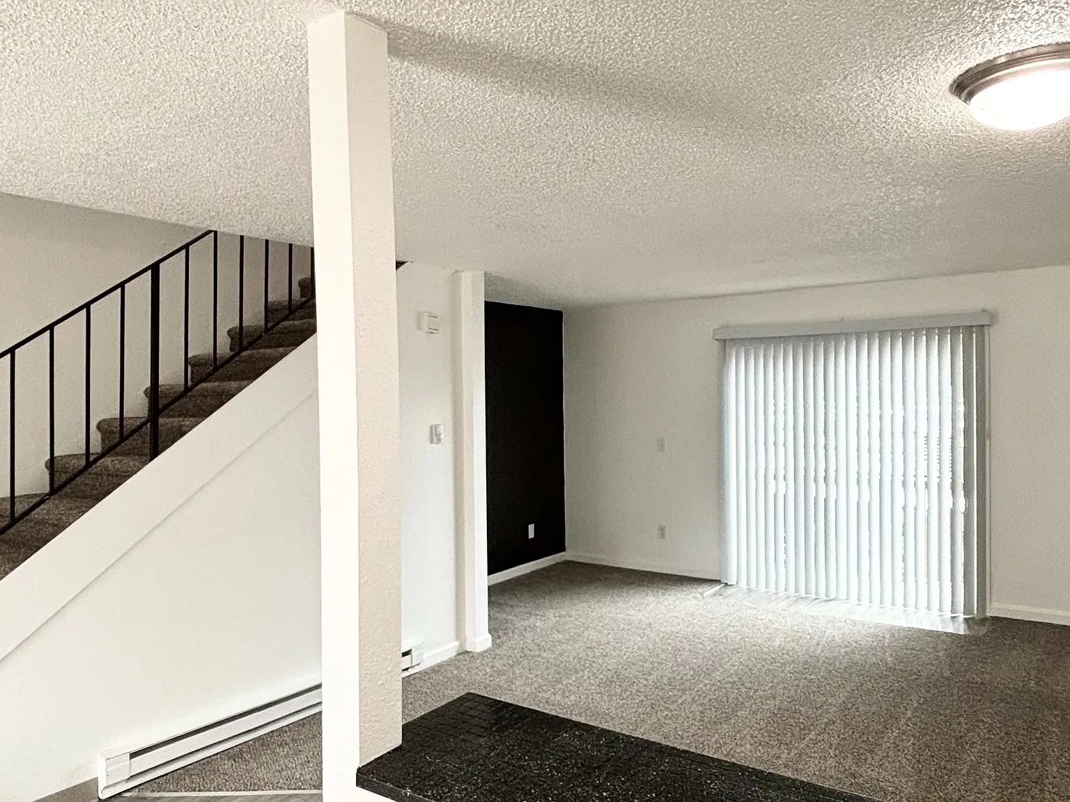 JamesTown Townhouses — Photo 3