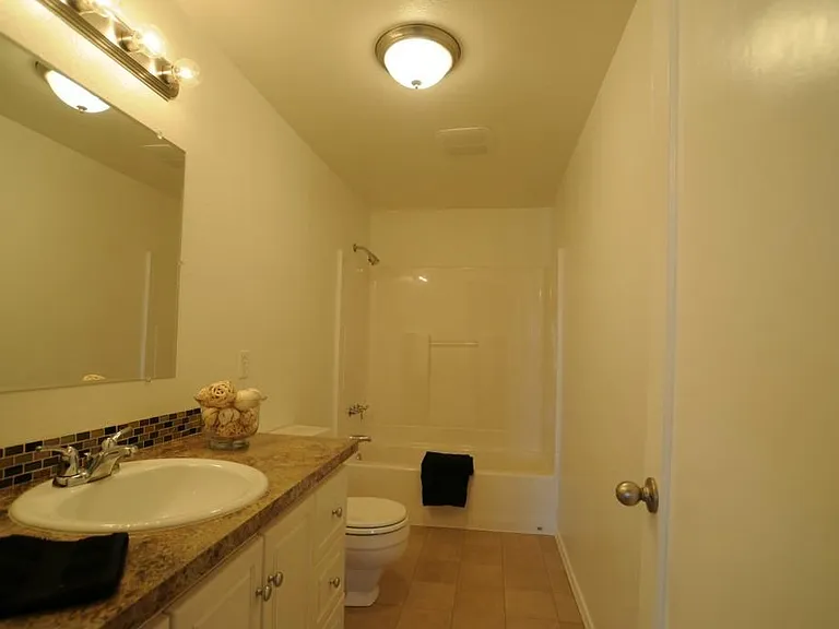 3138 N Cheyenne St — Photo 9