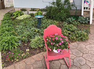 909 Prairie St, Adel, IA 50003