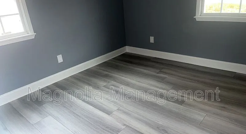 3 bed, 2.0 bath, 1200 sqft, $1,499 — Photo 2