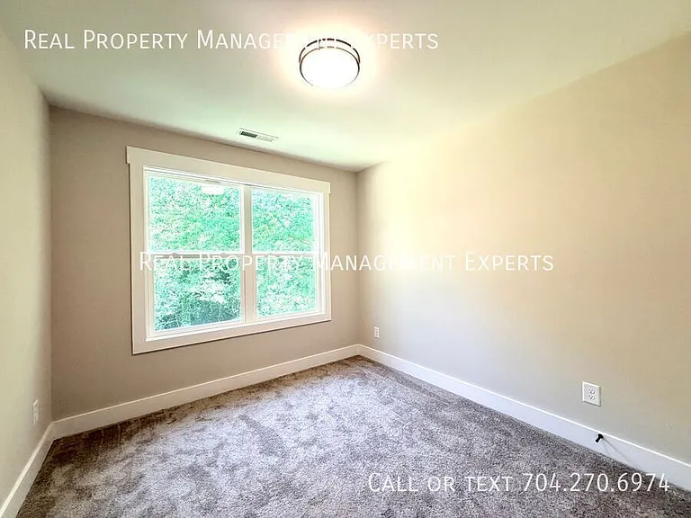 412 N Scruggs St — Photo 14
