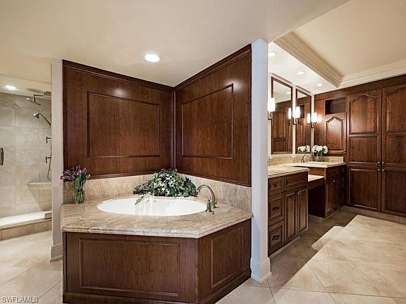 5th image of 4401 Gulf Shore Blvd N Unit 1002