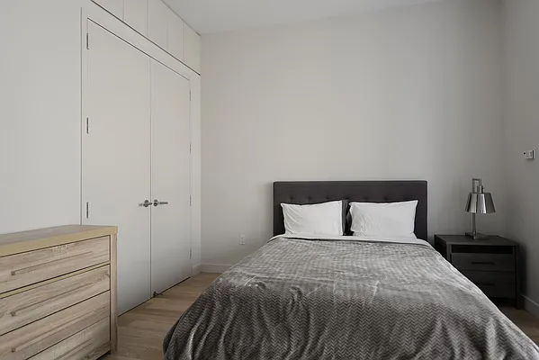 Rented by 212 Consulting Corp | media 34