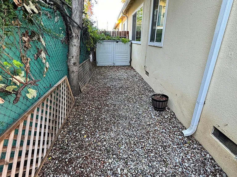 Wrap around for outdoor patio