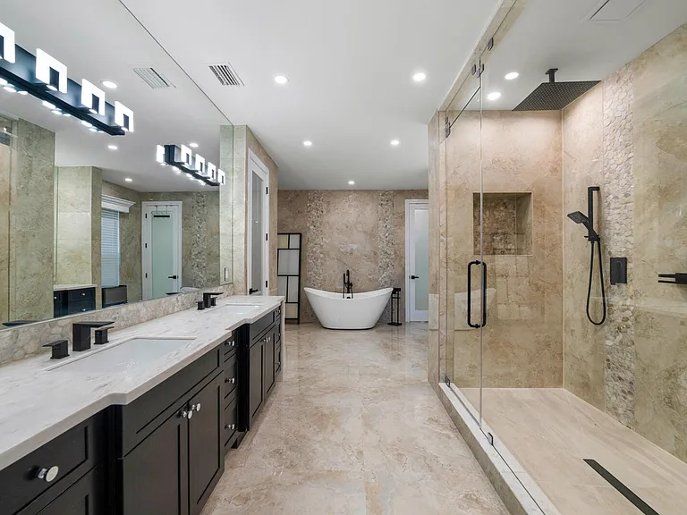 9065 Watercrest Cir E — Photo 18