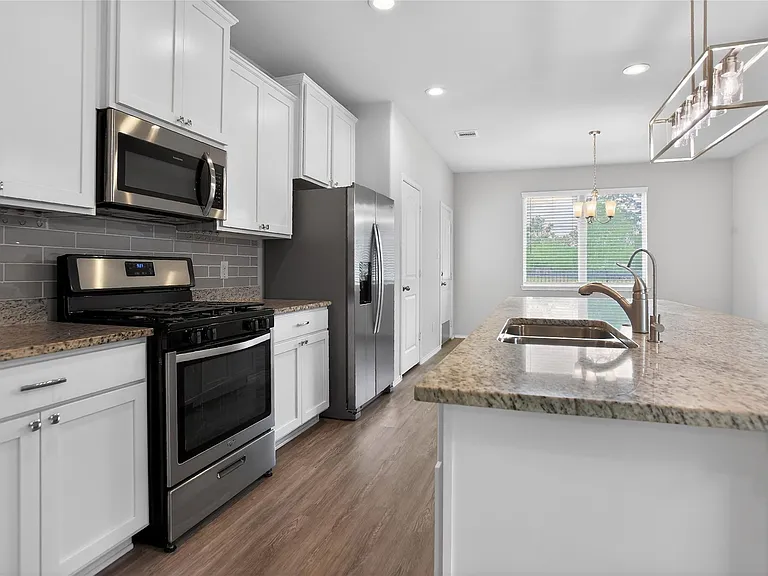 16817 Pink Wintergreen Dr — Photo 12