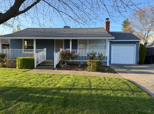 2415 Roslyn Way, Sacramento, CA 95864