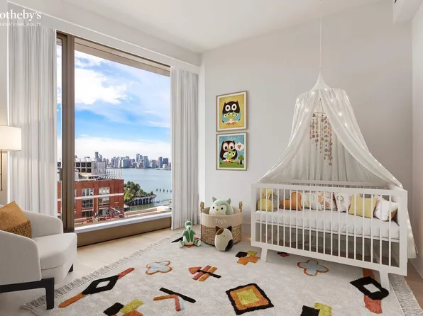 500 West 18th Street image 11 of 16