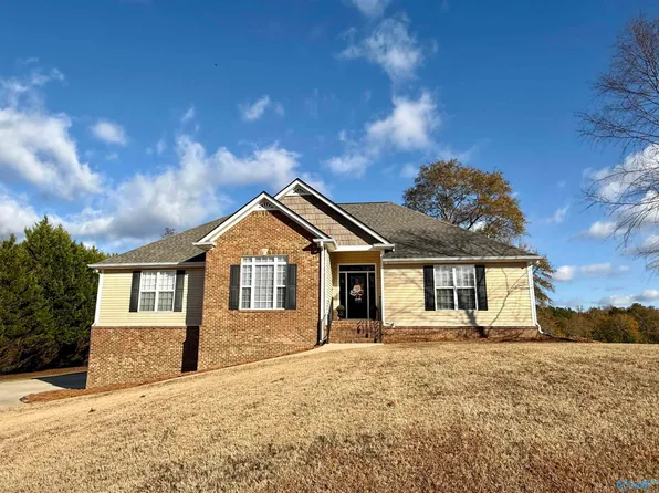 100 Myrtle Dr, Gadsden, AL 35903
